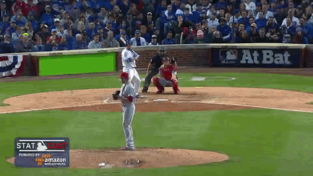 El monstruoso home run de Kyle Schwarber cae en la pizarra de los Cubs