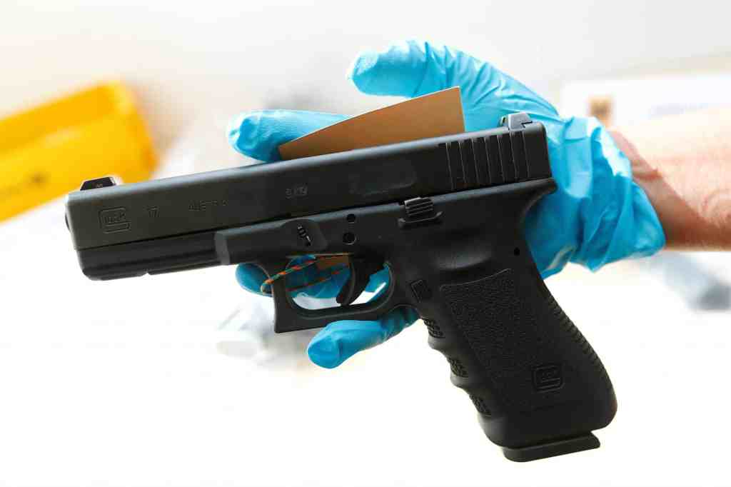 Florida doctors win back right to talk to patients about guns