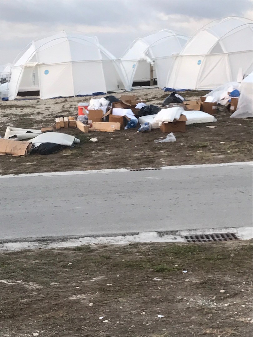 Rich millennials paid thousands for Ja Rule’s Fyre Fest and are now stranded on an island in disaster-relief tents