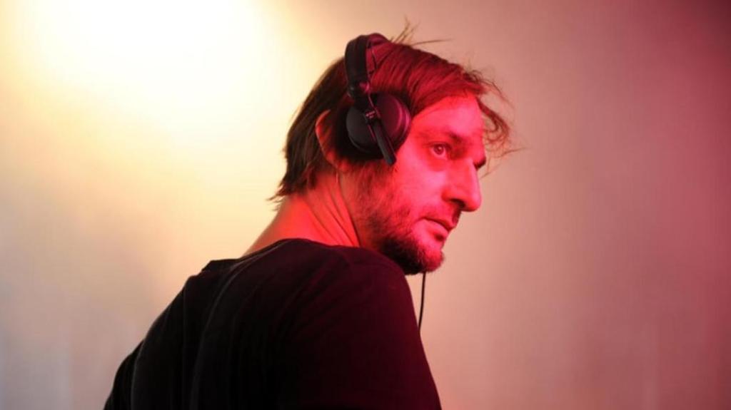Ricardo Villalobos: «La pista de baile siempre debe ser más grande que la zona VIP»