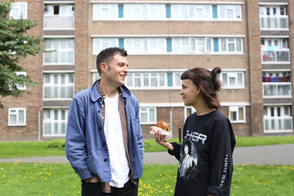 I Ate Loads of Vegan Fried Chicken With Orlando Weeks From the Maccabees