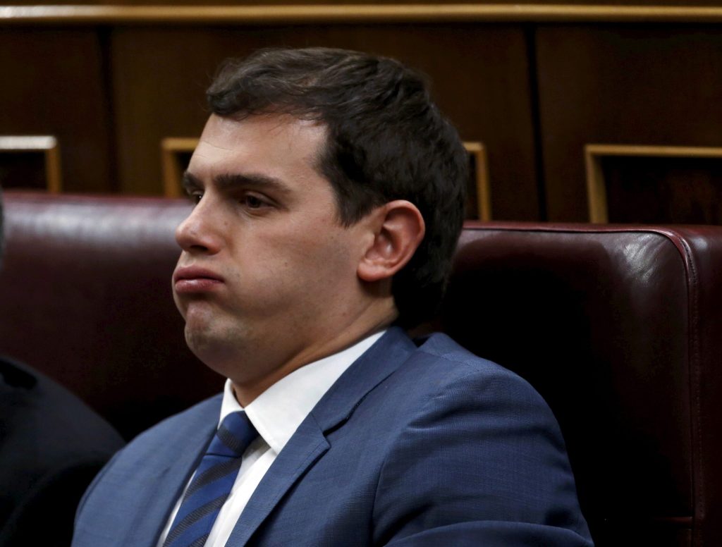 Ciudadanos, estas cosas okupan la calle y nos molestan más que los manteros