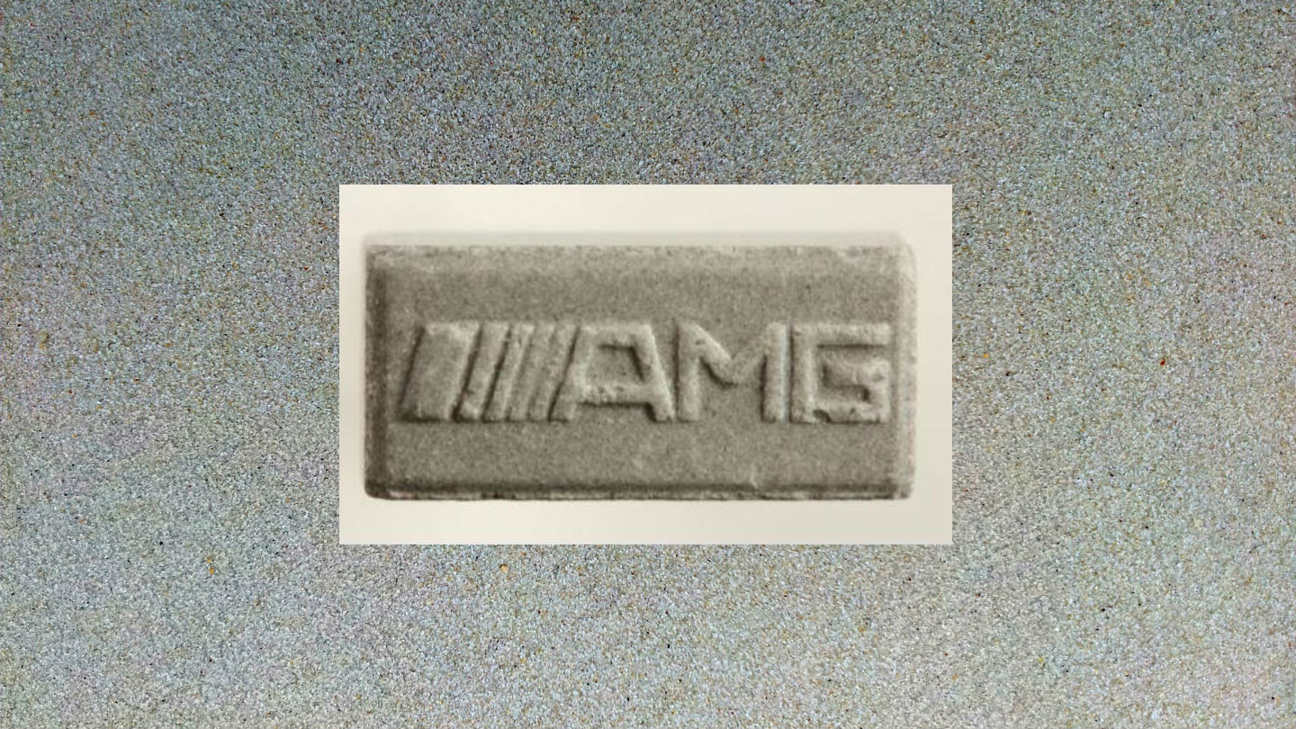 1533899599824-graue-AMG