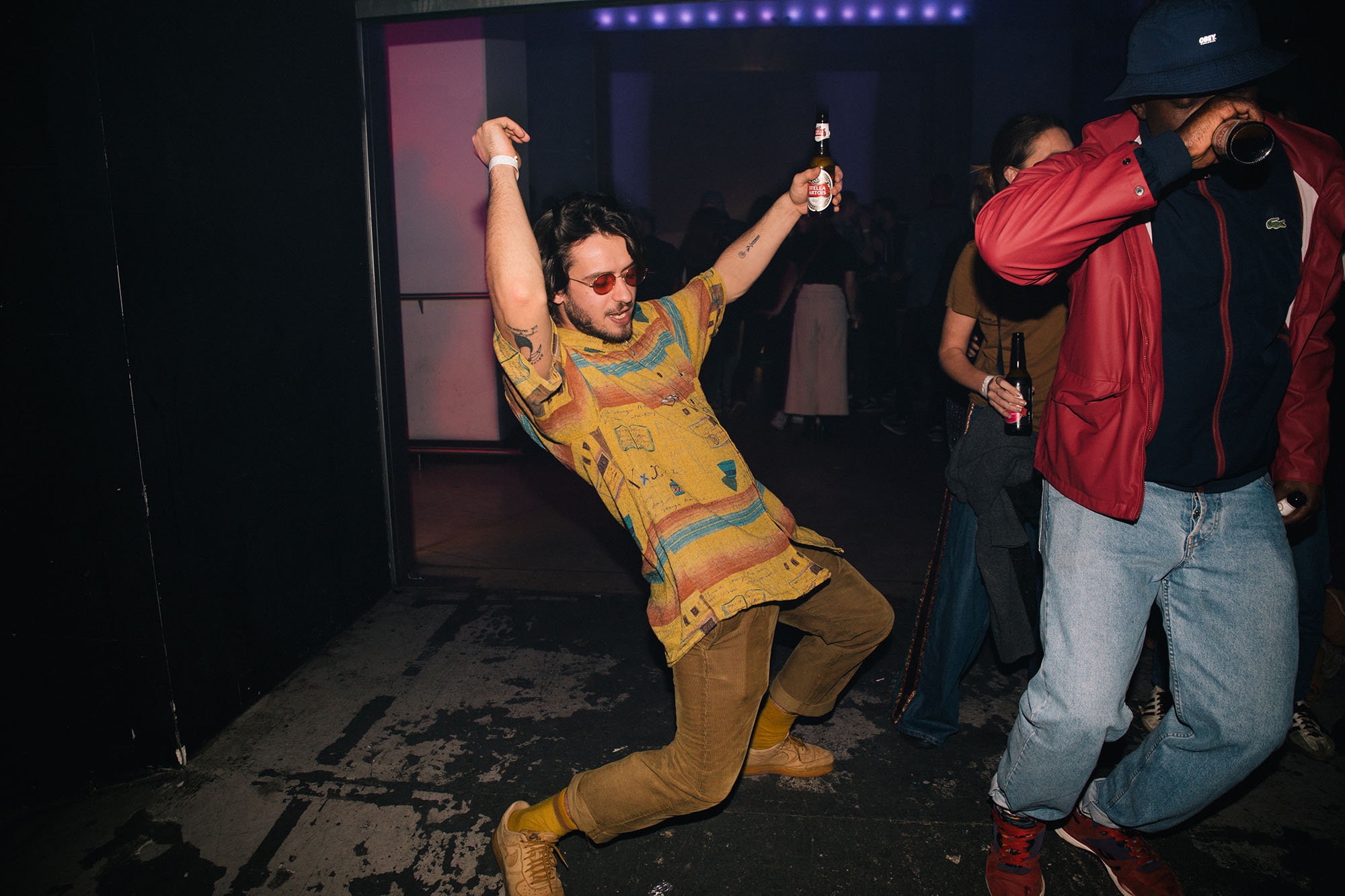 1544191475652-vice-party26