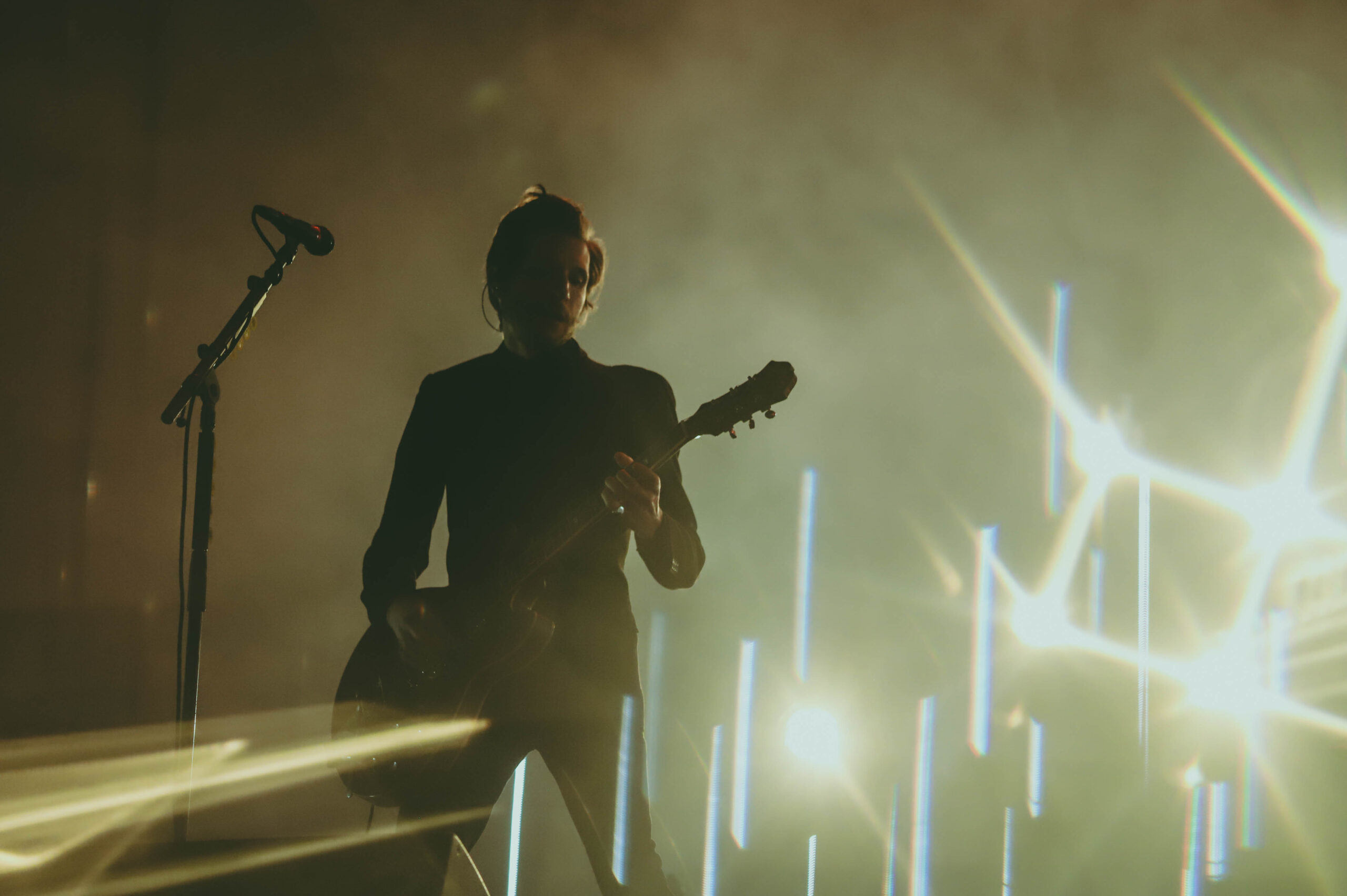 1574371736162-INTERPOL-3