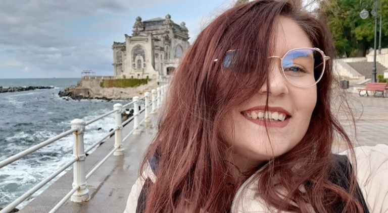 1576830137159-daniela