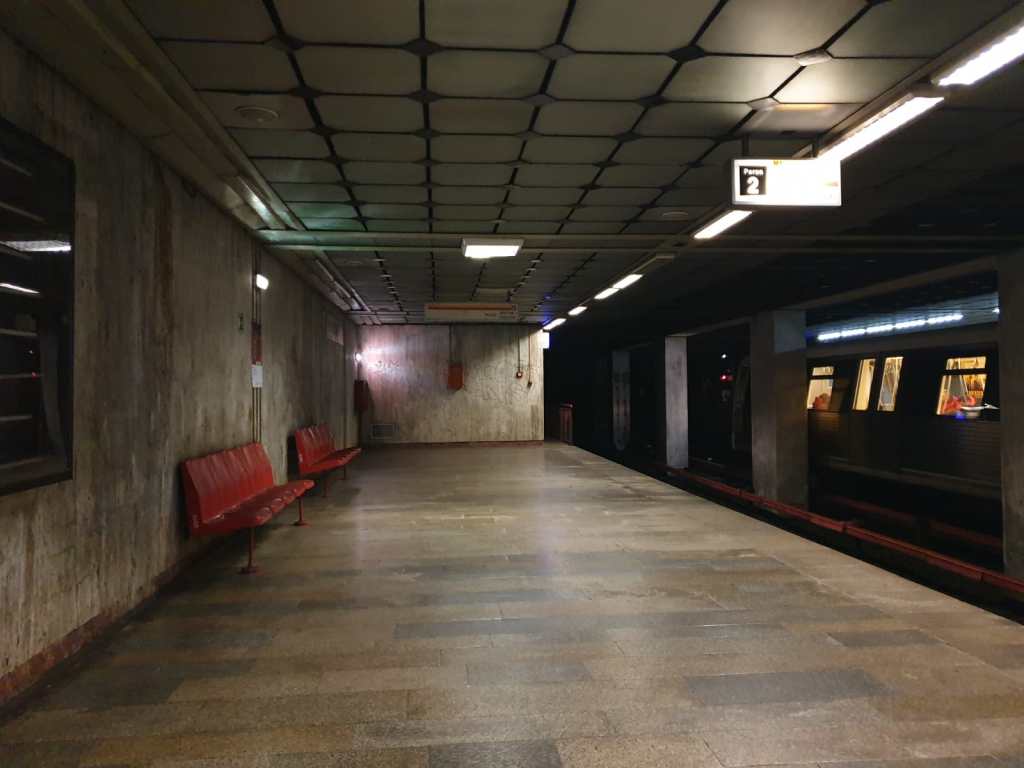 Locuri publice din București unde mi s-au dat papucii