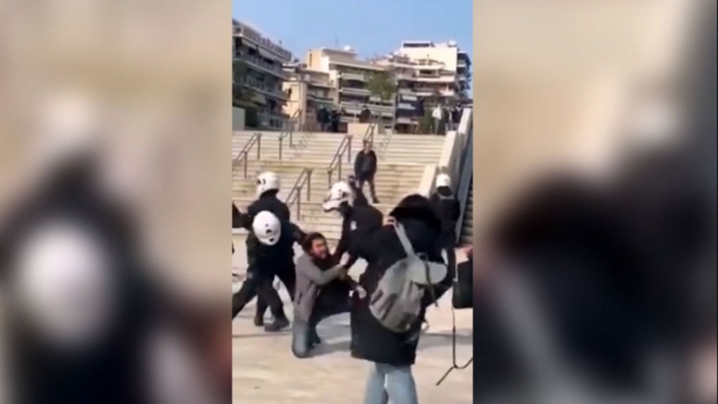 Παρέμβαση Εισαγγελέα για την Αστυνομική Αυθαιρεσία στη Νέα Σμύρνη