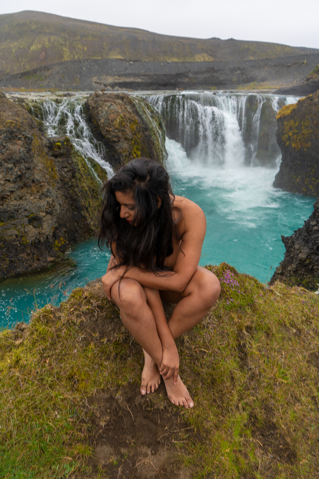 model de nuduri, nuditate arta, incredere in sine model nud